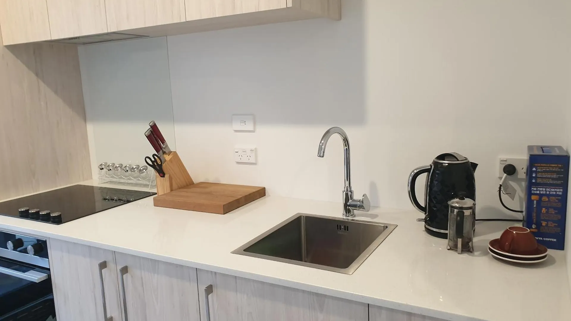 Villa Modern Loft In Christchurch Cbd With Private Courtyard